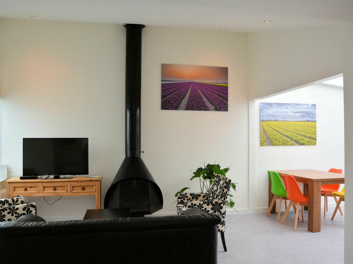 Fresh And Colorful Holiday Home Near The Beach Sea Dunes And Lake 노르트바이커하우트 외부 사진